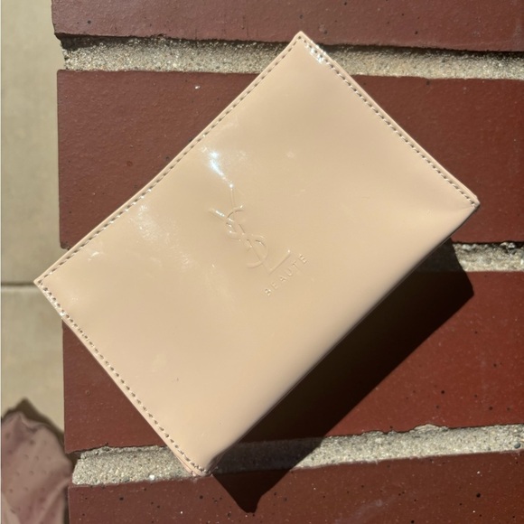 YSL cosmetic pouch - Picture 1 of 3